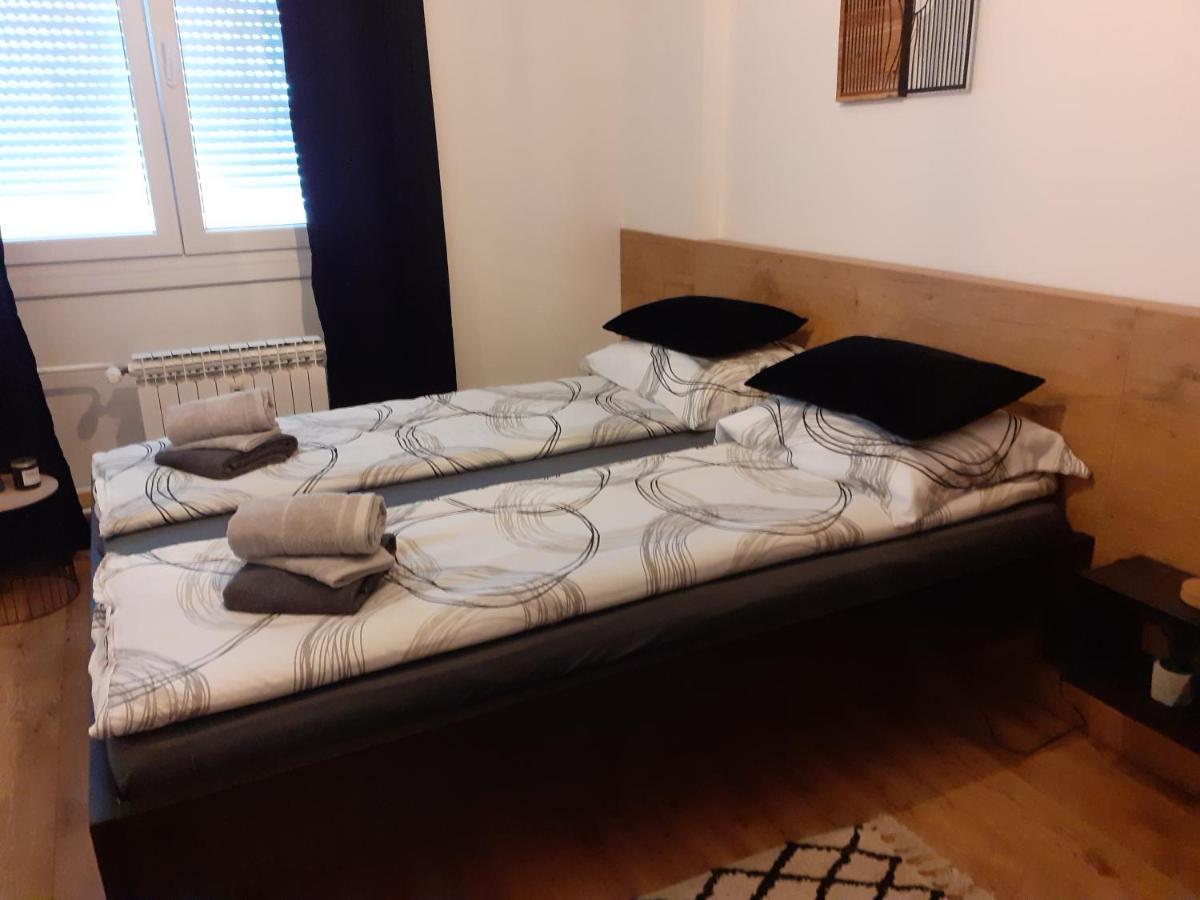 Apartman Paola Slavonski Brod Esterno foto
